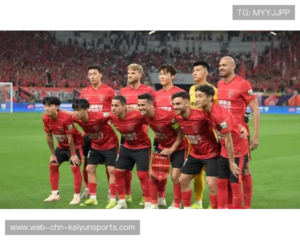 蓉城成中超8月最大赢家 主帅锋霸获最佳奖，中超成都蓉城